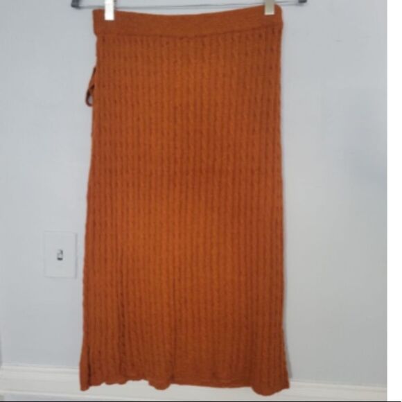NWT Anthropologie Ribbed Knit Skirt Set
Anthropologie - Picture 4 of 9